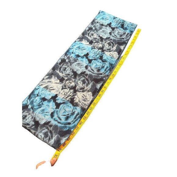 V Fraas Floral Infinity Scarf 100% Acrylic Made In Germany - Picture 8 of 9